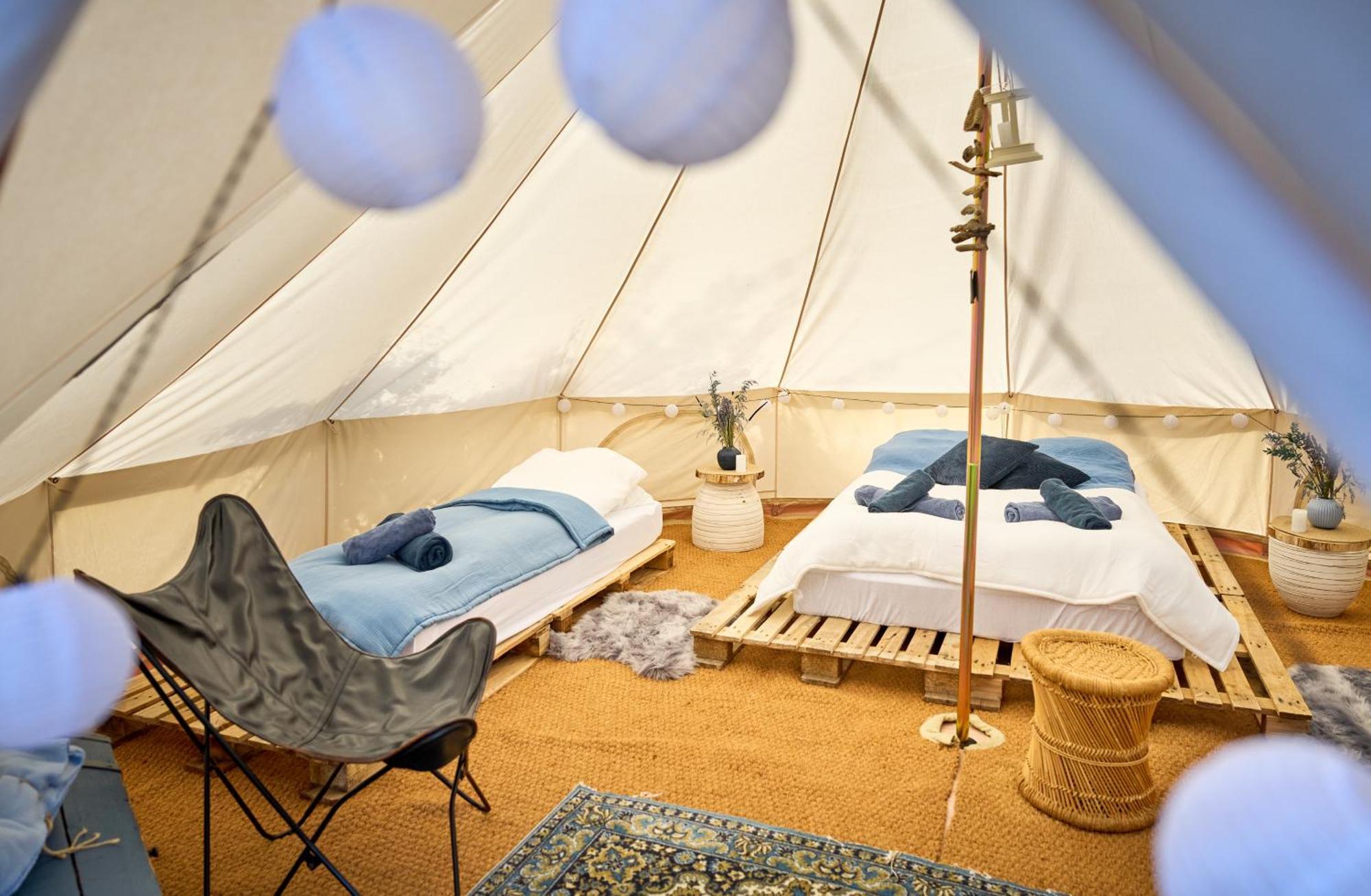 Hesselgaard Glamping 호텔 달비 외부 사진