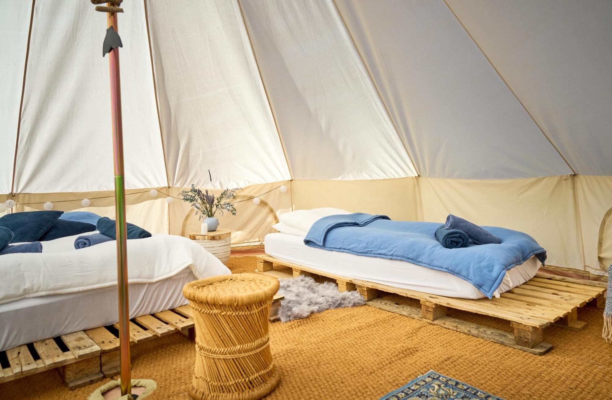 Hesselgaard Glamping 호텔 달비 외부 사진