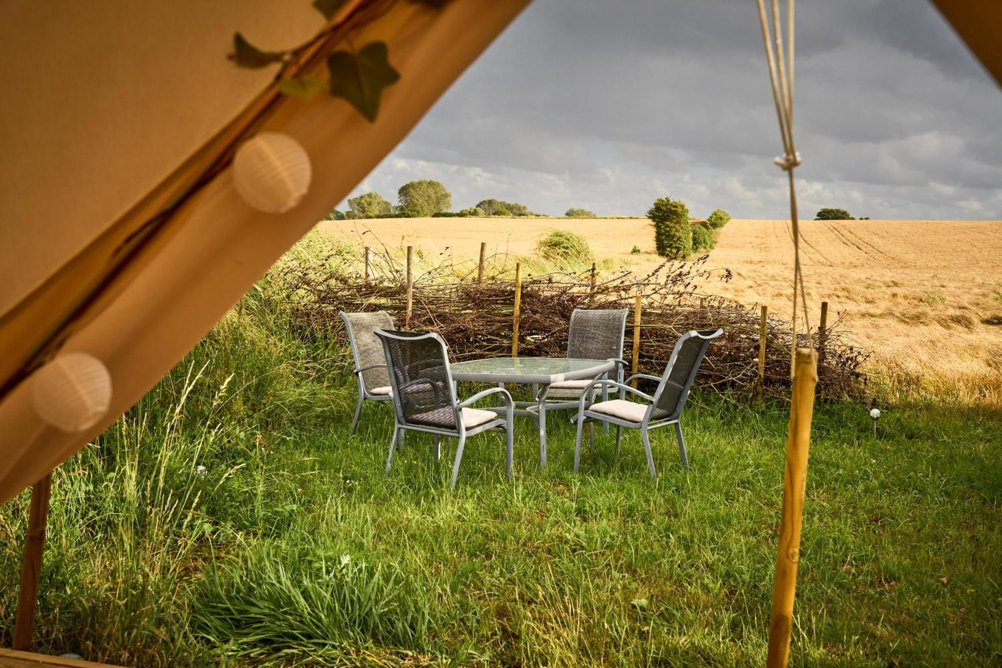 Hesselgaard Glamping 호텔 달비 외부 사진